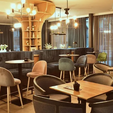 Park Отель Siroki Brijeg