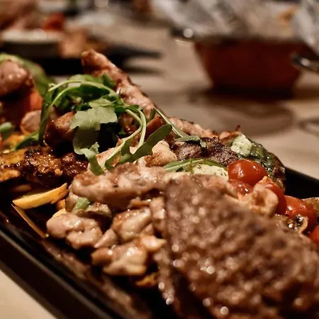 Отель Park Siroki Brijeg